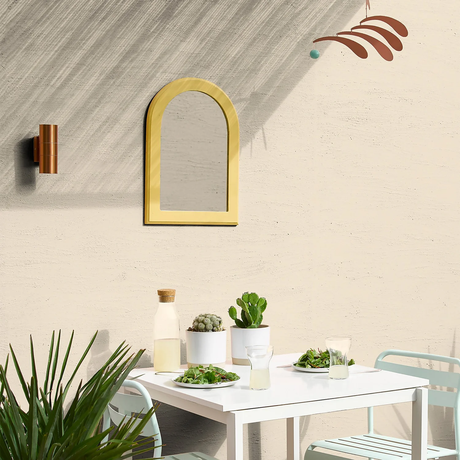 Sandtex Ultra Smooth Masonry Paint - Magnolia - 150ml 6 Sandtex Ultra Smooth Masonry Paint - Magnolia - 150ml - Image 4