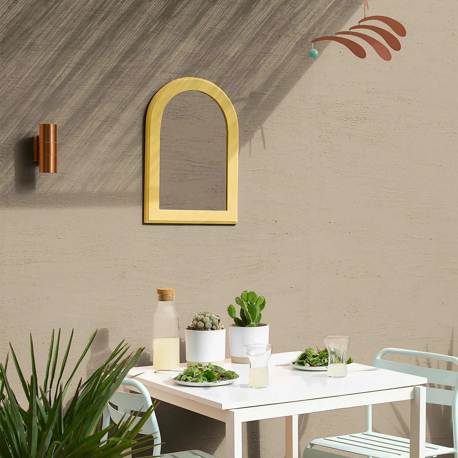 Sandtex® Ultra Smooth Masonry Paint Mid Stone - 2.5L 6 Sandtex® Ultra Smooth Masonry Paint Mid Stone - 2.5L - Image 4