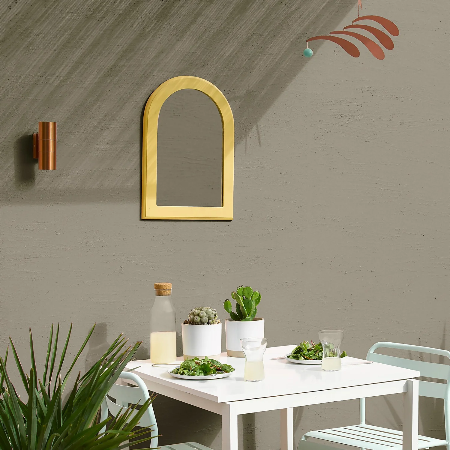 Sandtex® Ultra Smooth Masonry Paint Dark Stone - 5L 6 Sandtex® Ultra Smooth Masonry Paint Dark Stone - 5L - Image 4