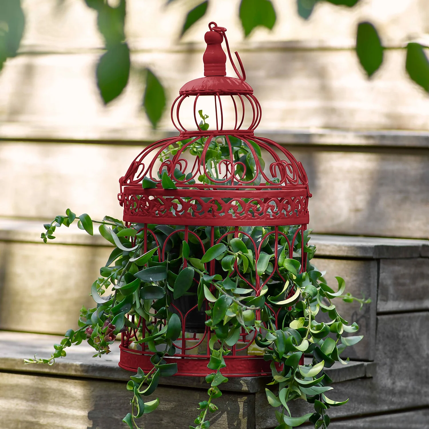 Sandtex® Exterior 10 Year Gloss Paint Pillar Box Red - 750ml 5 Sandtex® Exterior 10 Year Gloss Paint Pillar Box Red - 750ml - Image 3