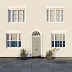 Sandtex Ultra Smooth Masonry Paint 5L Ivory Stone -Sandtex Store 38424 7